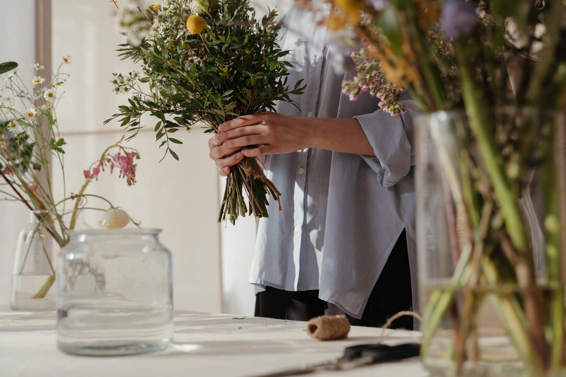 Bouquet of White Roses on Table<br />
